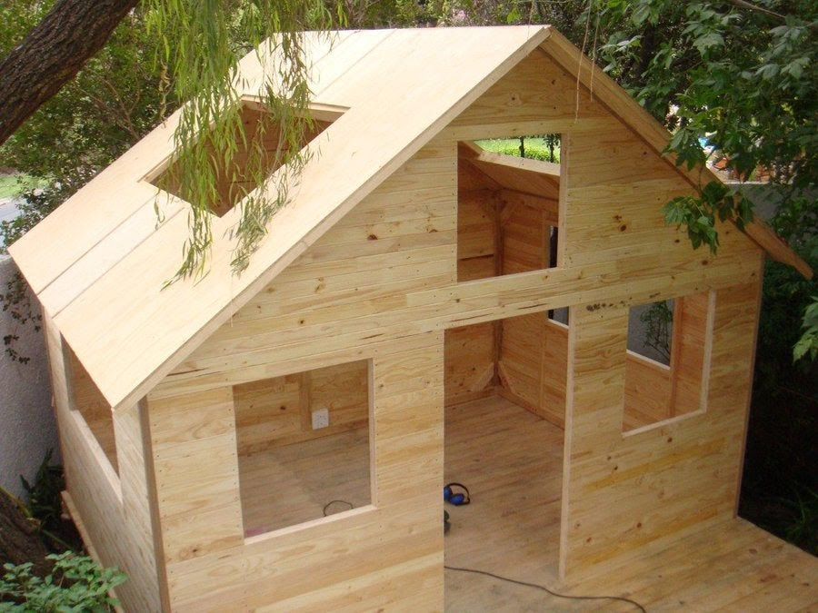 Wendy House - by Peter Alkema @ LumberJocks.com 