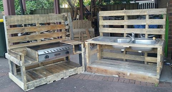 Pallet Wood Kids Play Kitchens | Pallet Furniture Projects.