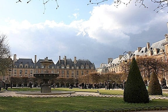 Gen-Place Des Vosges .JPG