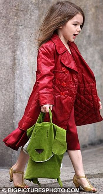 Riddle of the Day. Whose legs are these? (11 pics)