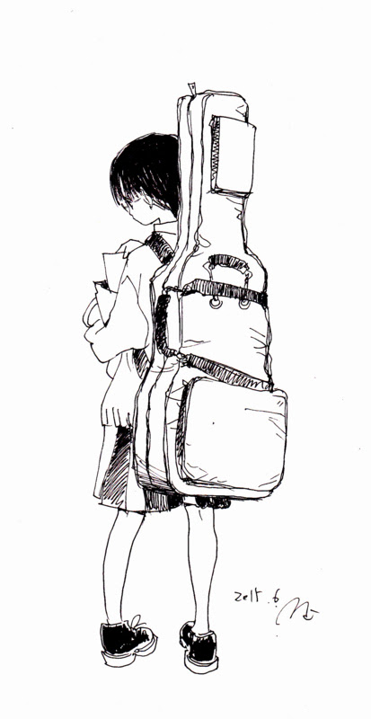 大荷物女子 ギターケースの女の子 イラストエッセイ 2 日刊オレラ