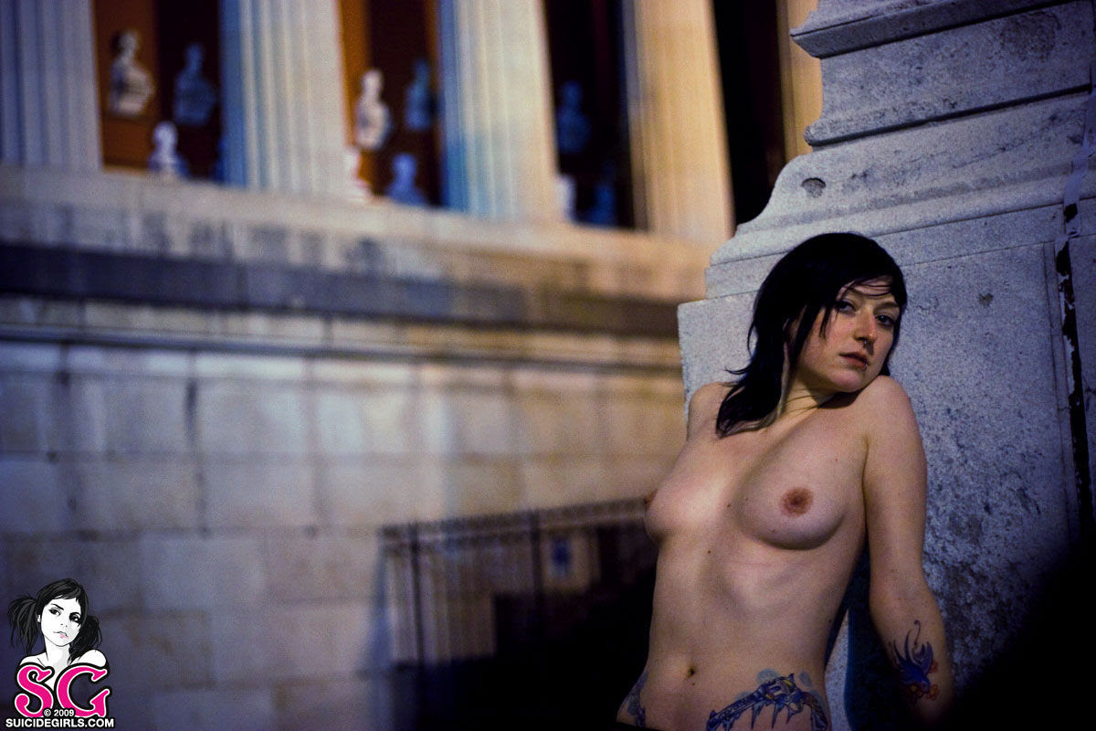 http://25.media.tumblr.com/tumblr_me827hV85x1qbcnw1o1_1280.jpg