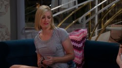 Beth Behrs - 2 Broke Girls - S05E15