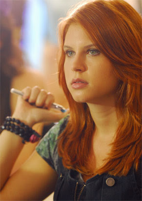 http://s.glbimg.com/og/rg/f/original/2010/05/13/tititi-ruiva.jpg