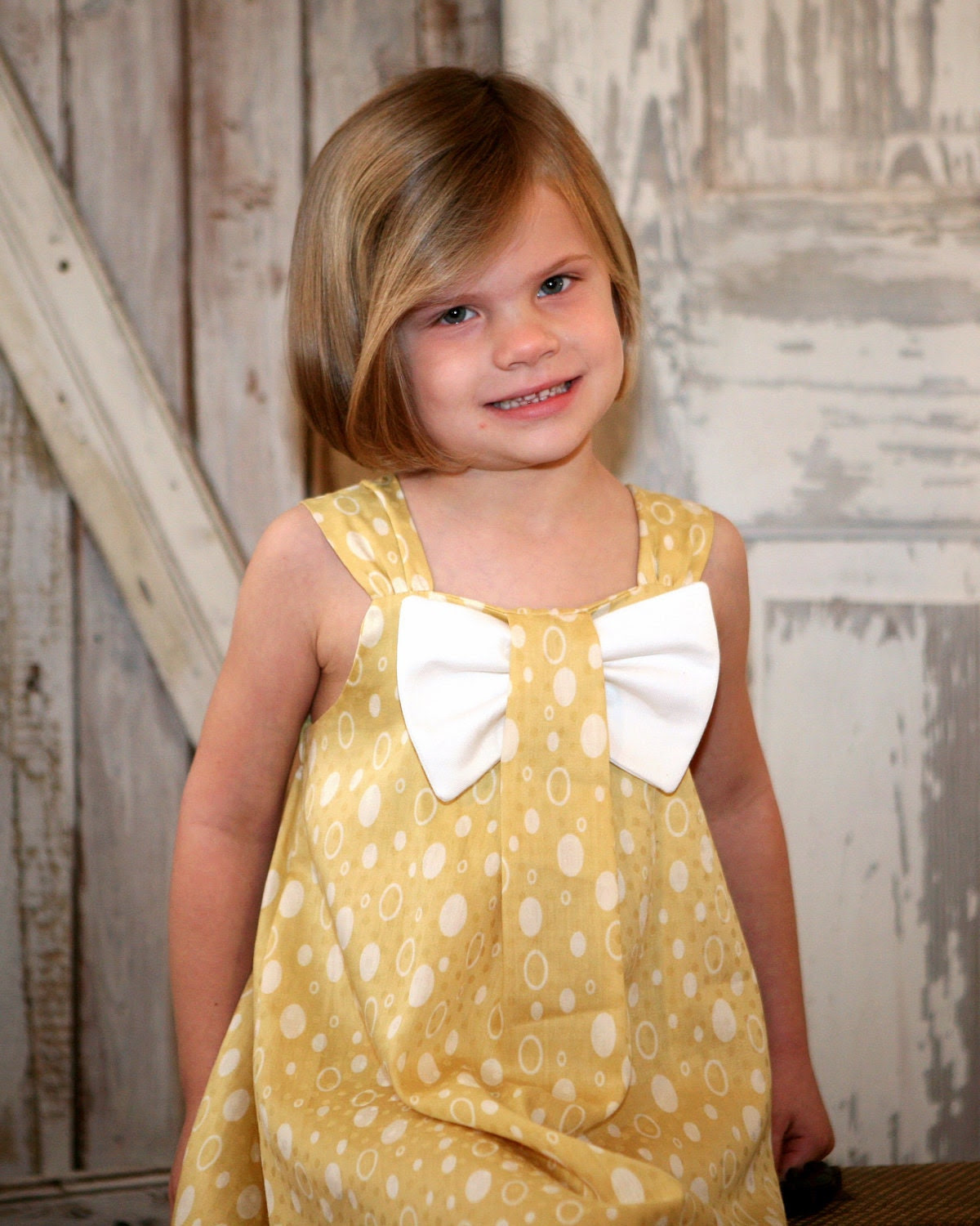 Aubrey Bow Girls Dress PDF Pattern Tutorial, Easy Sew, sizes 12m-8 included