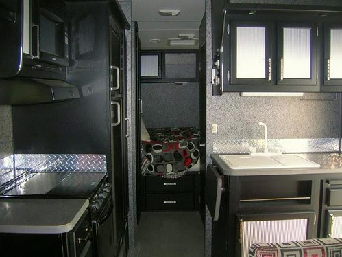 2006 Fleetwood GearBox Toy Hauler