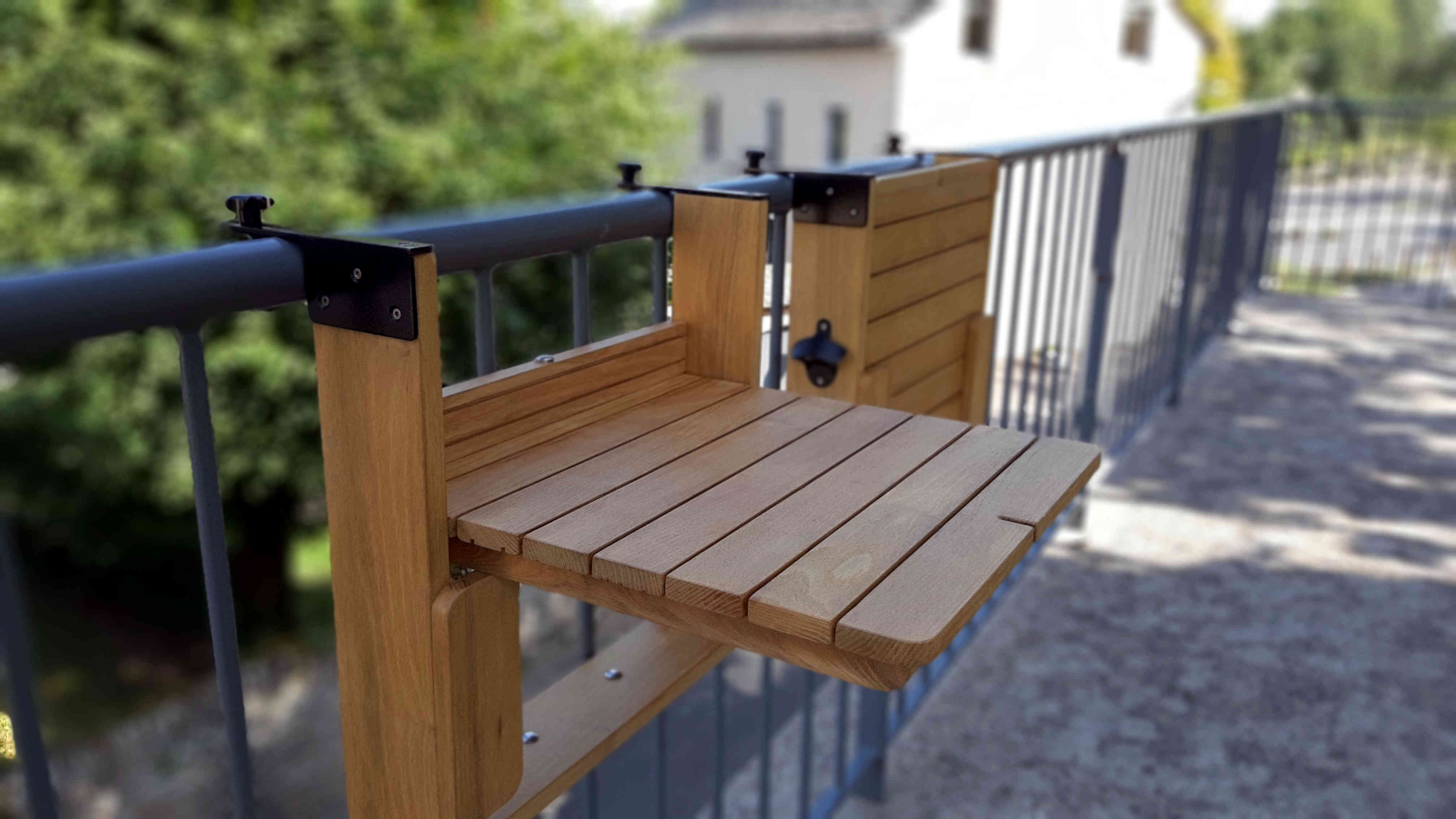 Table de balcon pliante en bois massif r sistante aux Table de balcon pliante en bois massif r sistante aux