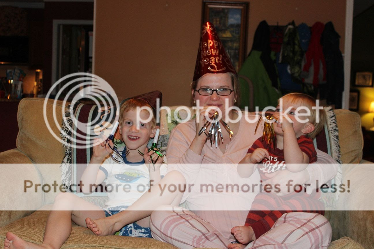 photo NYE6_zps0df2dbf4.jpg