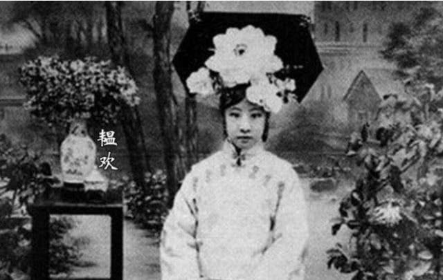她是末代格格 为了替爱新觉罗家谢罪 她花了56