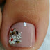 Imagenes De Uñas Pintadas De Pies - Pies Con Unas Pintadas De Rojo Y Separadores Sobre Fondo Naranja Fototapete Fototapeten Teiler Pedikure Fingernagel Myloview De