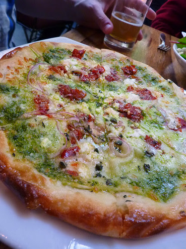 Pesto Pizza
