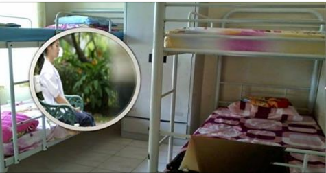Suatu Hari Aku ikut Roomate Ke Bilik Air Untuk Mandi ,Apa Yang Dia Lakukan Di Bilik Air Buat Satu Kolej SERAM!!!