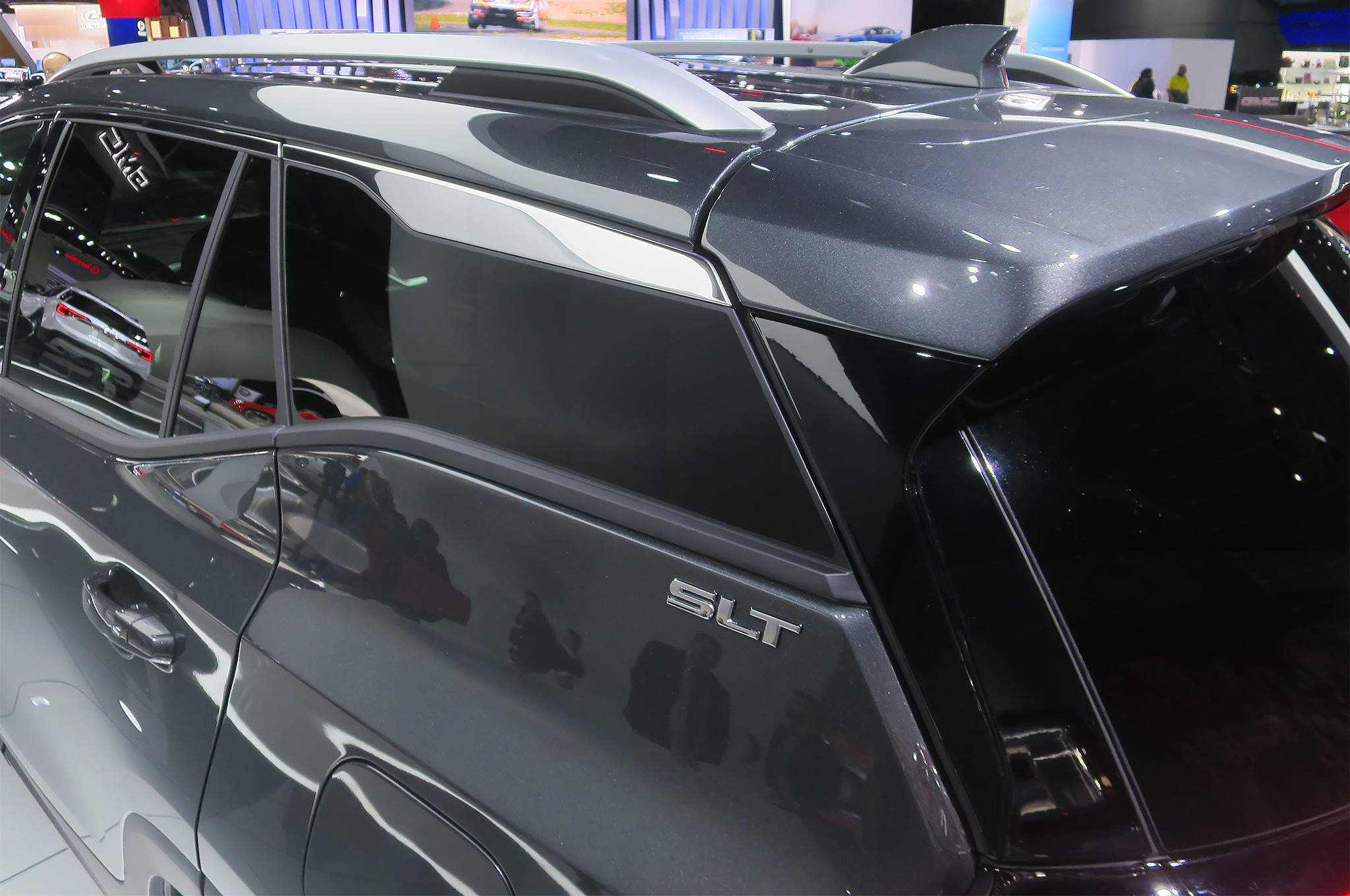 2018 GMC Terrain C pillar