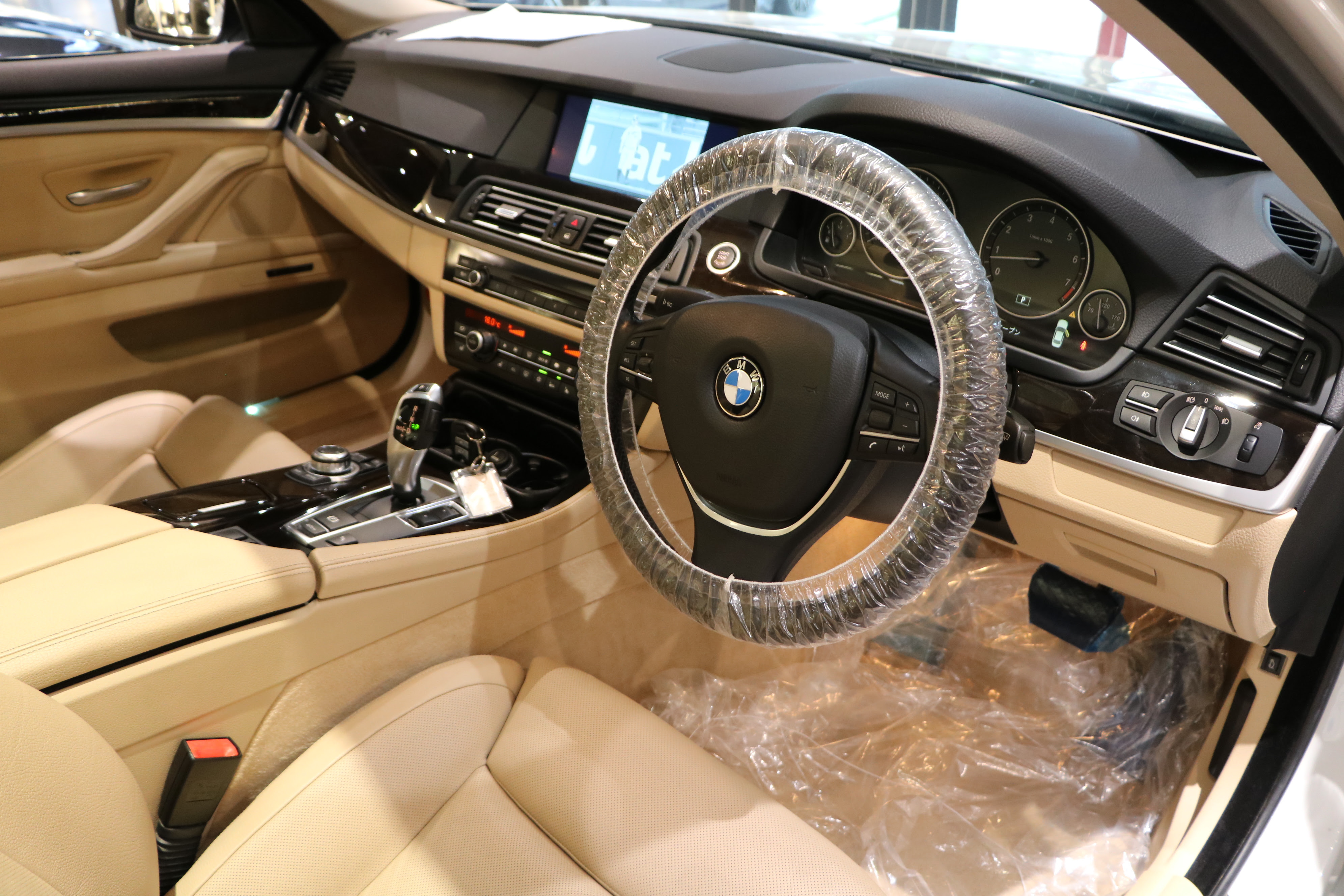 Garage Eve Ryn Bmw専門店