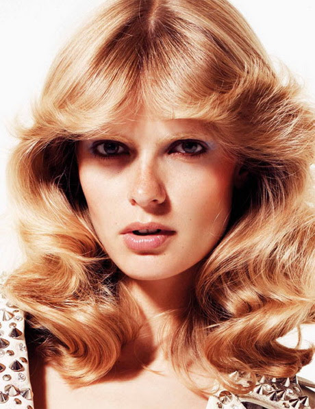 70s hairstyles with scarves