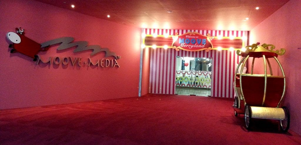  photo MooveMediaHamper01.jpg