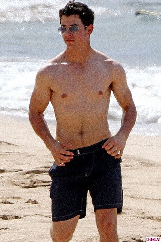 imagenes de avril lavigne 2011 lena pamela anderson baywatch tarja