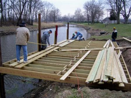 Here Building a wood boat dock ~ Go boating