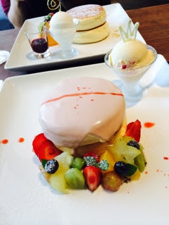 赤レンガテラスでパンケーキ Rinrin946