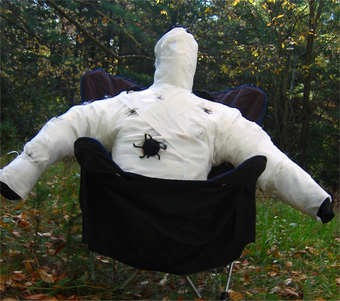 Lapham Peak Fright Hike 2005 - mummy with a spider problem - soul-amp.com