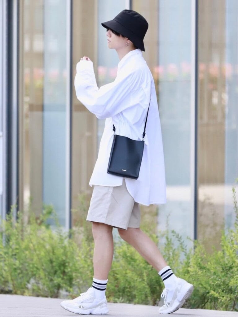 アディダスのスニーカーでメンズの春夏のコーデ おしゃれなアディダスのスニーカーを紹介