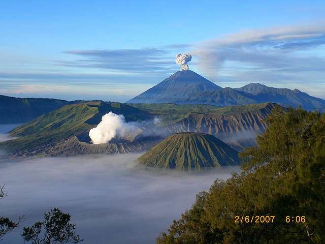 Contoh Hasil Karya Dari Desain Grafis - Tempat Yes
