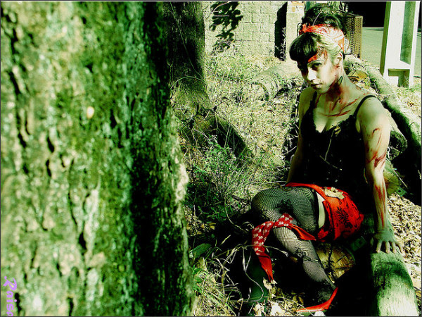 コロンバインの英雄たちの後に続くため J M M S は１４０キロの爆薬を購入した New Way New Life