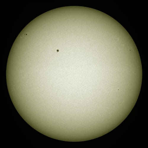 wl70 full disk colour by Mark Townley