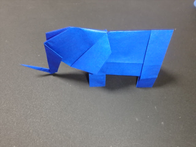 子供が賢くなる遊び 折り紙で動物 ぞう を折ってみよう