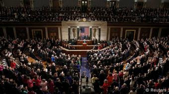 Wajumbe wa Congress wakifuatilia hotuba ya Rais Obama.