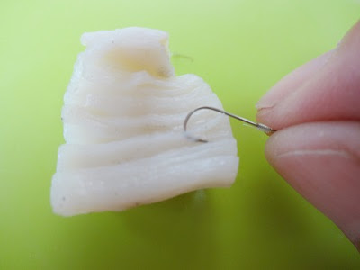 釣り餌の虫が苦手 虫以外でハゼ釣りの餌の付け方と代用品テナガエビ 主婦よね子のブログ