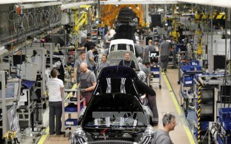 Anh: Xuất khẩu ô tô tăng nhưng tiêu thụ trong nước lại giảm