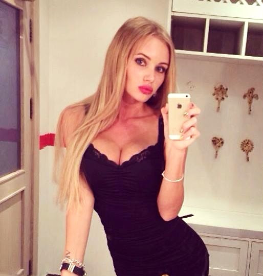 HOT SOCIAL MEDIA BABE OLYA ABRAMOVICH HEATS UP FACEBOOK ... - 514 x 540 jpeg 54kB