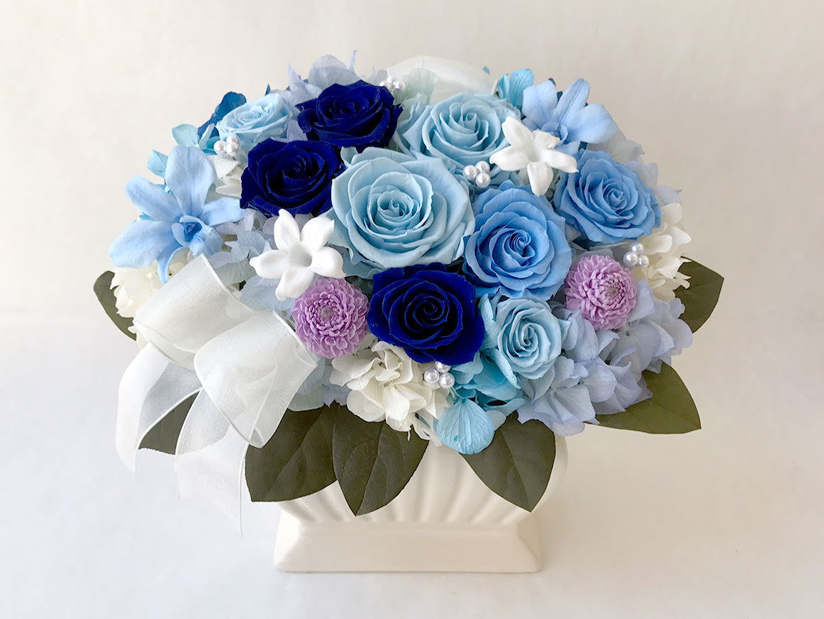 プリザーブドフラワーには青い薔薇があるって本当 花riro通信