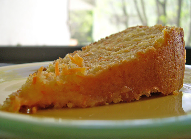 Bolo de côco e cenoura... receita da Anita :))