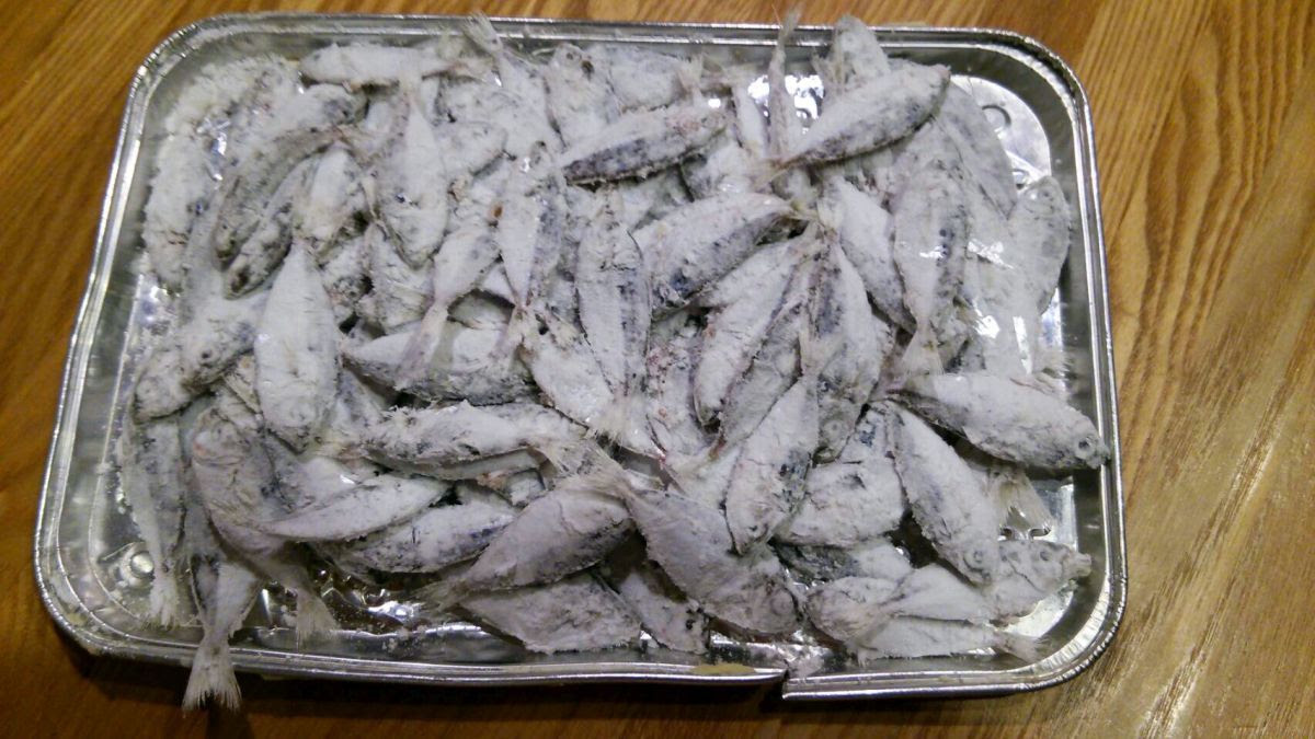 ヒイラギの唐揚げ ゲストハウス そらうみ日和