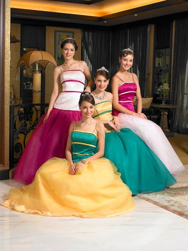  Variants of Lady Roi Bridals Gown