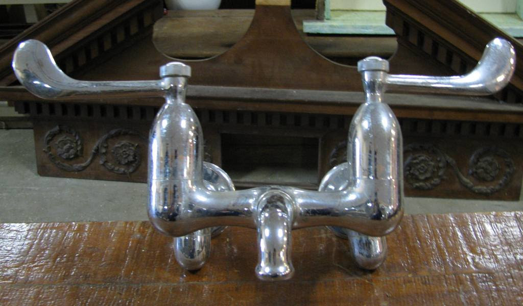 Nor'East Architectural Salvage of South Hampton, NH ...