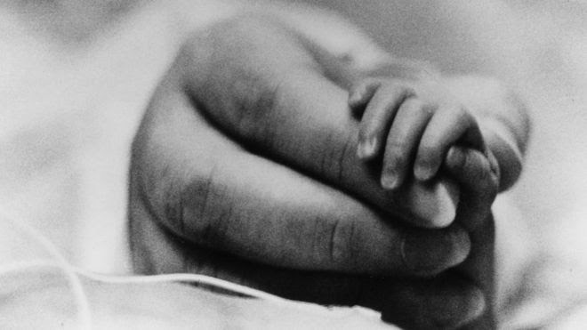Wrong baby cremated after Sydney hospital mix-up
