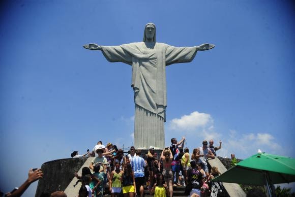 Um dos principais cartões-postais do Rio, Cristo Redentor completa 84 anos