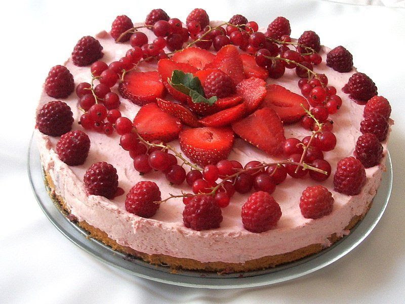Gateau Bavarois Aux Fruits Rouges Et Au Mascarpone Recettes By