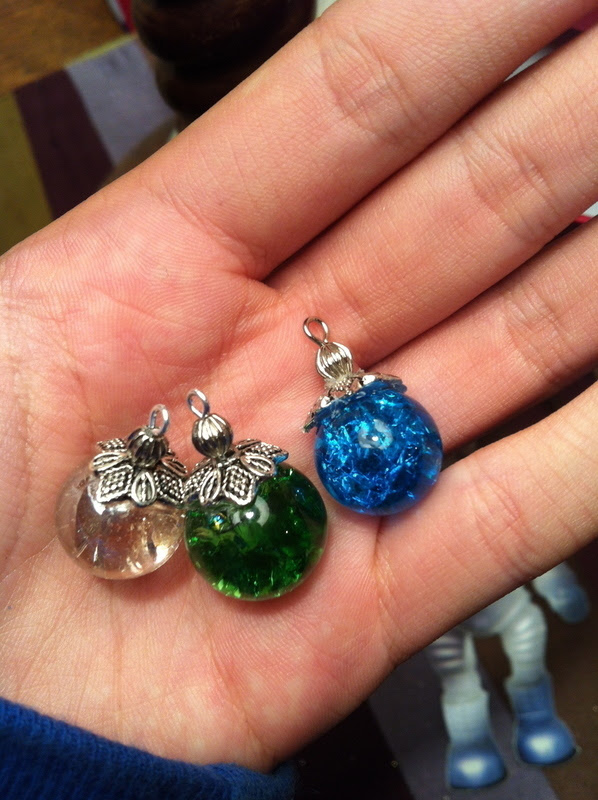 "Cracked" Marble Necklace Pendants · How To Make A Marble 