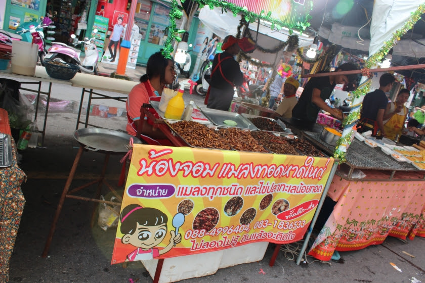 タイの露天商 Pic Kumasan 2