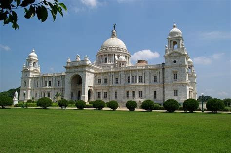 visit kolkata tourist attractions