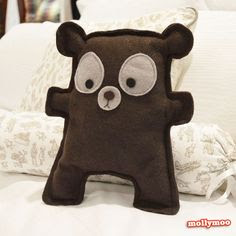 Mister Brown Bear - craft tutorial and pattern | MollyMoo http://www.mollymoo.ie