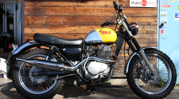 Aprilia 逆輸入オフロードオートバイク モタードバイク インポートパーツの Stars Trading スターズトレーディング 最近どのメーカーもネオクラシックなスクランブラーが出ていますが