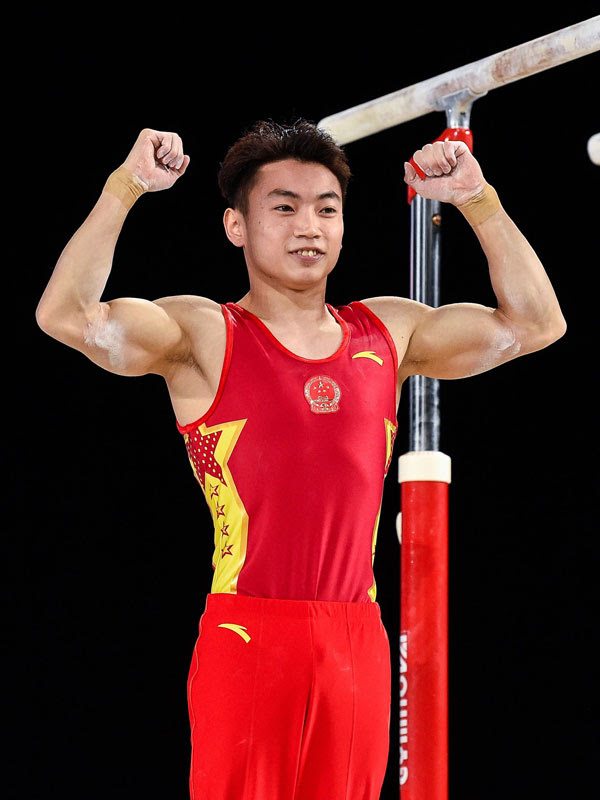 世界體操賽 鄒敬園男雙桿登頂中國3金威全場 中國報china Press