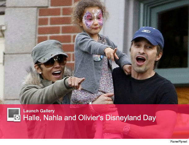 Disneyland Playdate for Halle, Nahla and Olivier! » CelebSweet