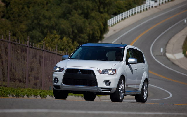 2010 Mitsubishi Outlander 2010 Mitsubishi Outlander