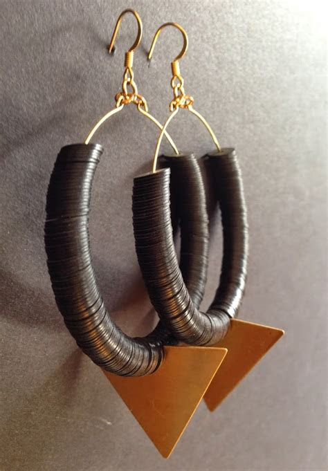 18ct yellow gold diamond half hoop earrings£219.00. APiF Gift Guide: Accessories by 84Gem | African Prints in